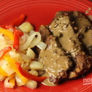 Печень говяжья с овощами