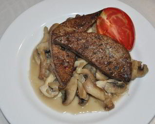 Печень с грибами