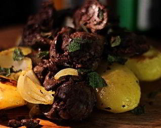 Печень с картошкой в духовке