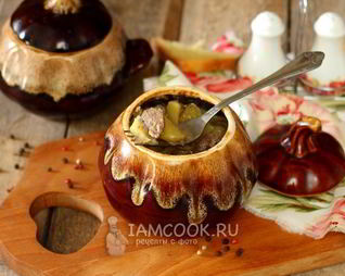 Печень с картошкой в горшочке