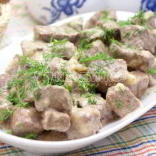 Рецепт Печень тушеная в сметане