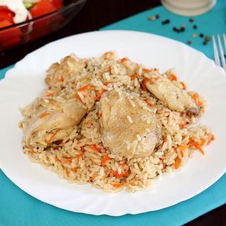 Диетический плов с курицей в мультиварке