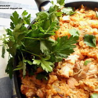 Джамбалайя с бурым рисом и копченой курицей