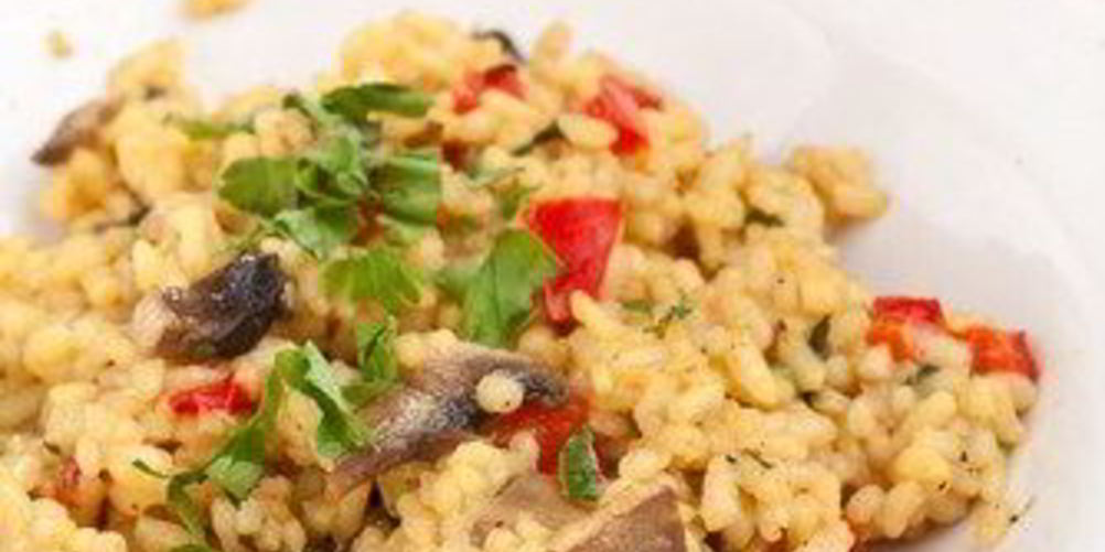 Рецепт куриный плов с грибами и базиликом