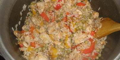 паэлья с курицей и овощами