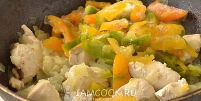 паэлья с курицей