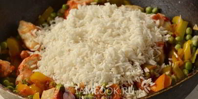 паэлья с курицей