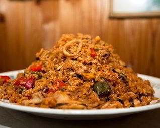 Паэлья в казане