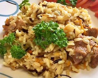 Плов из дикого риса с мясом