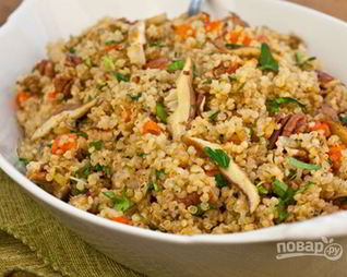 Плов из киноа с грибами