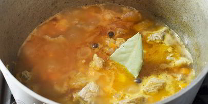 плов из красного риса