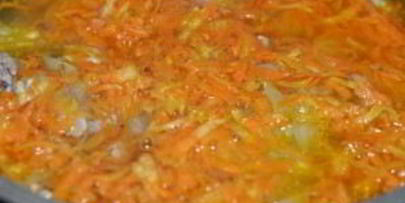 плов из курицы на сковороде