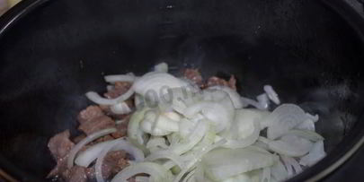 плов из перловки в мультиварке с мясом