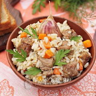 Плов с говядиной на сковороде