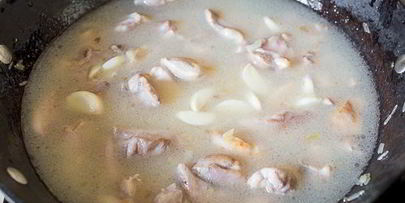 плов с курицей и лисичками