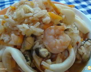 Плов с морепродуктами в мультиварке