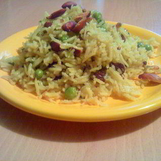 Плов с зеленым горошком