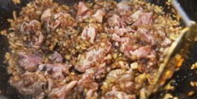 плов узбекский в казане