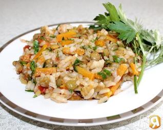 Полезный плов с чечевицей