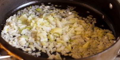 пряный пилав с курицей и вялеными томатами