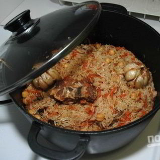 Узбекский плов в казане