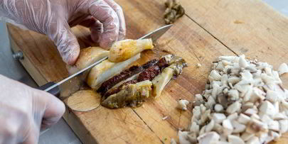 грибное рагу с диким рисом