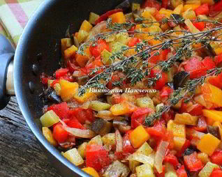 Овощное рагу Писто манчего