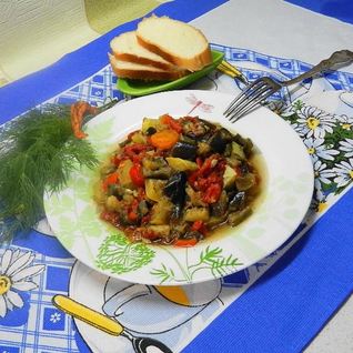 Овощное рагу с баклажанами в мультиварке