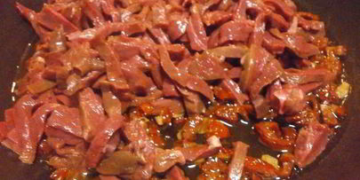 рагу из сердца с вялеными помидорами