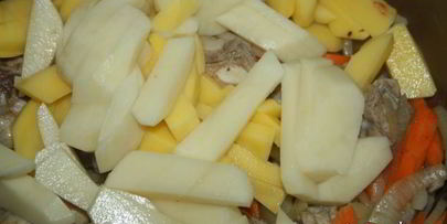 рагу из свинины с овощами в мультиварке