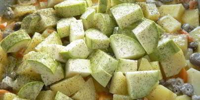 рагу с куриными сердцами под крышечкой