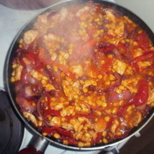 Рагу с курицей по-мексикански