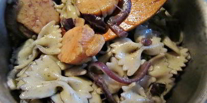 рагу с морскими гребешками и пастой фарфалле венецианский карнавал