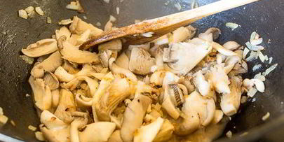 рыбное рагу с вешенками