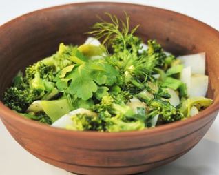 Зеленое картофельное рагу