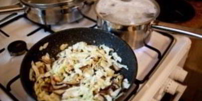 рисовая лапша с грибами