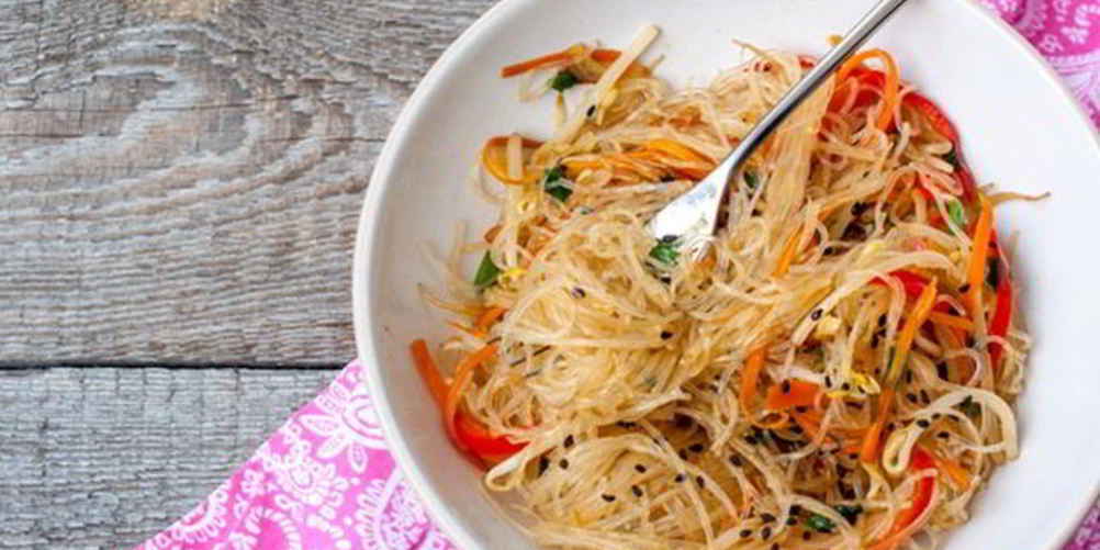 Рецепт рисовая лапша с овощами и курицей