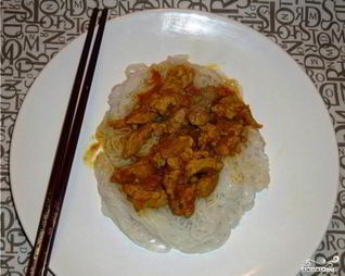 Рисовая лапша со свининой