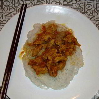 Рисовая лапша со свининой