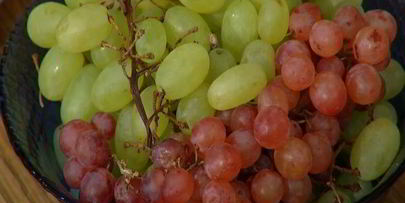 дорада под соусом из винограда и тархуна