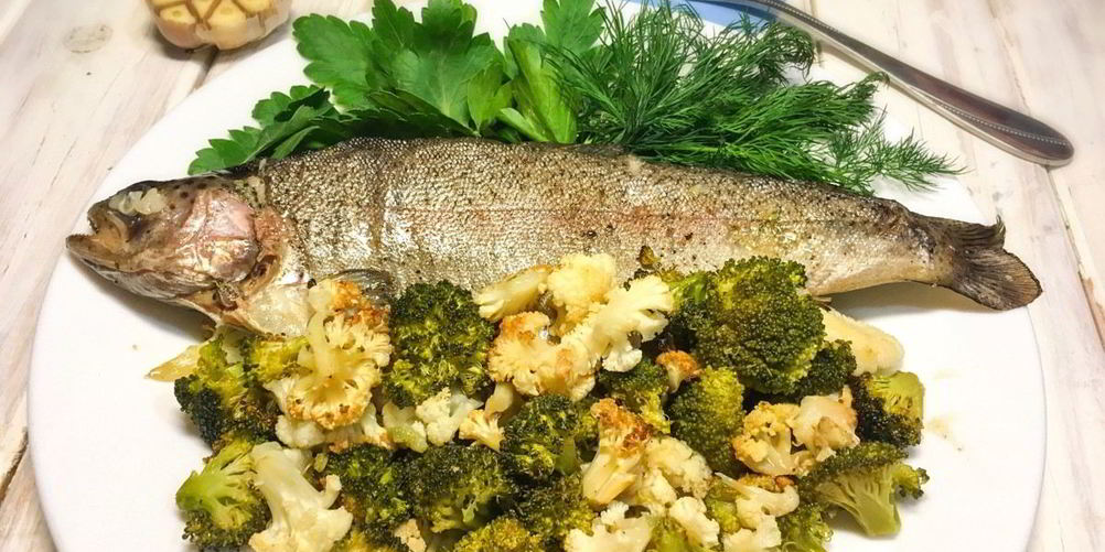 Рецепт форель с цветной капустой и брокколи