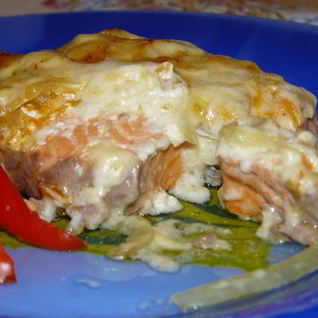 Форель со сливками в духовке