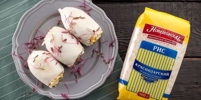 кальмары, фаршированные рисом и яйцом