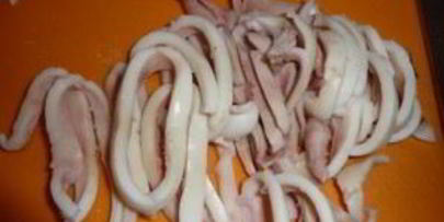 кальмары в сливочном соусе