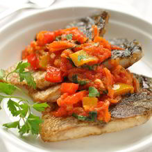 Рецепт Карп с болгарским перцем и помидорами