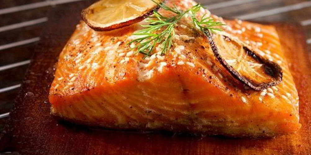 Рецепт лосось на гриле с сальсой из нектаринов