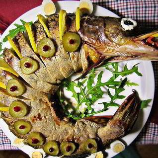 Праздничная фаршированная щука