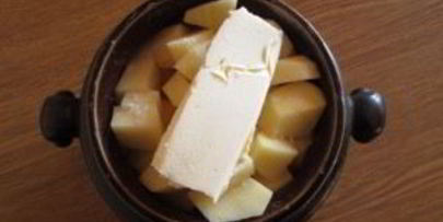 рыба с картошкой в горшочке