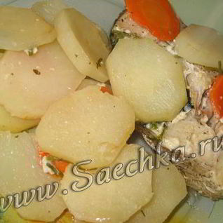 Рыба с овощами в духовке