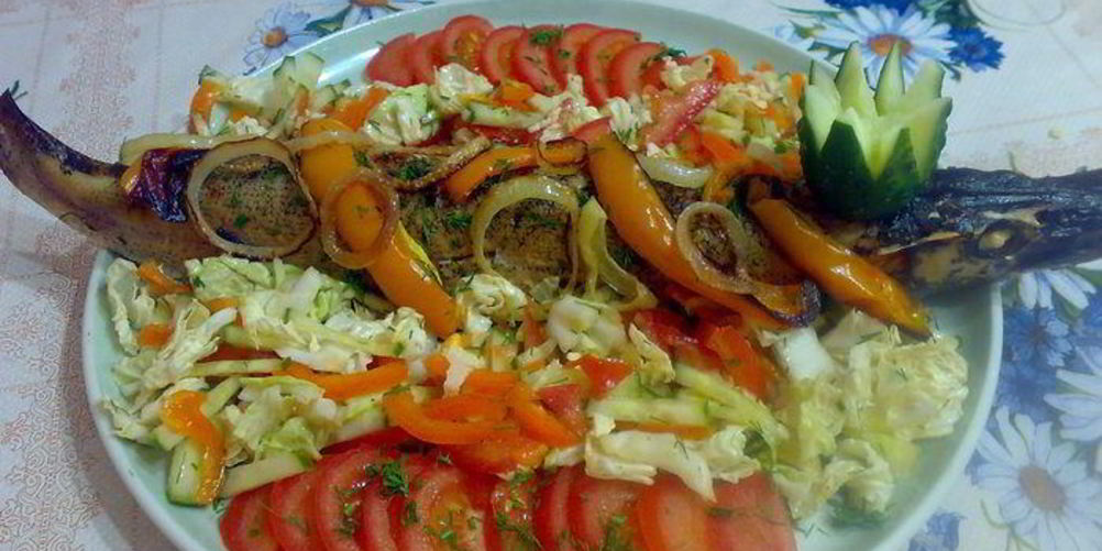 Рецепт щука фаршированная картофелем, чесноком и укропом